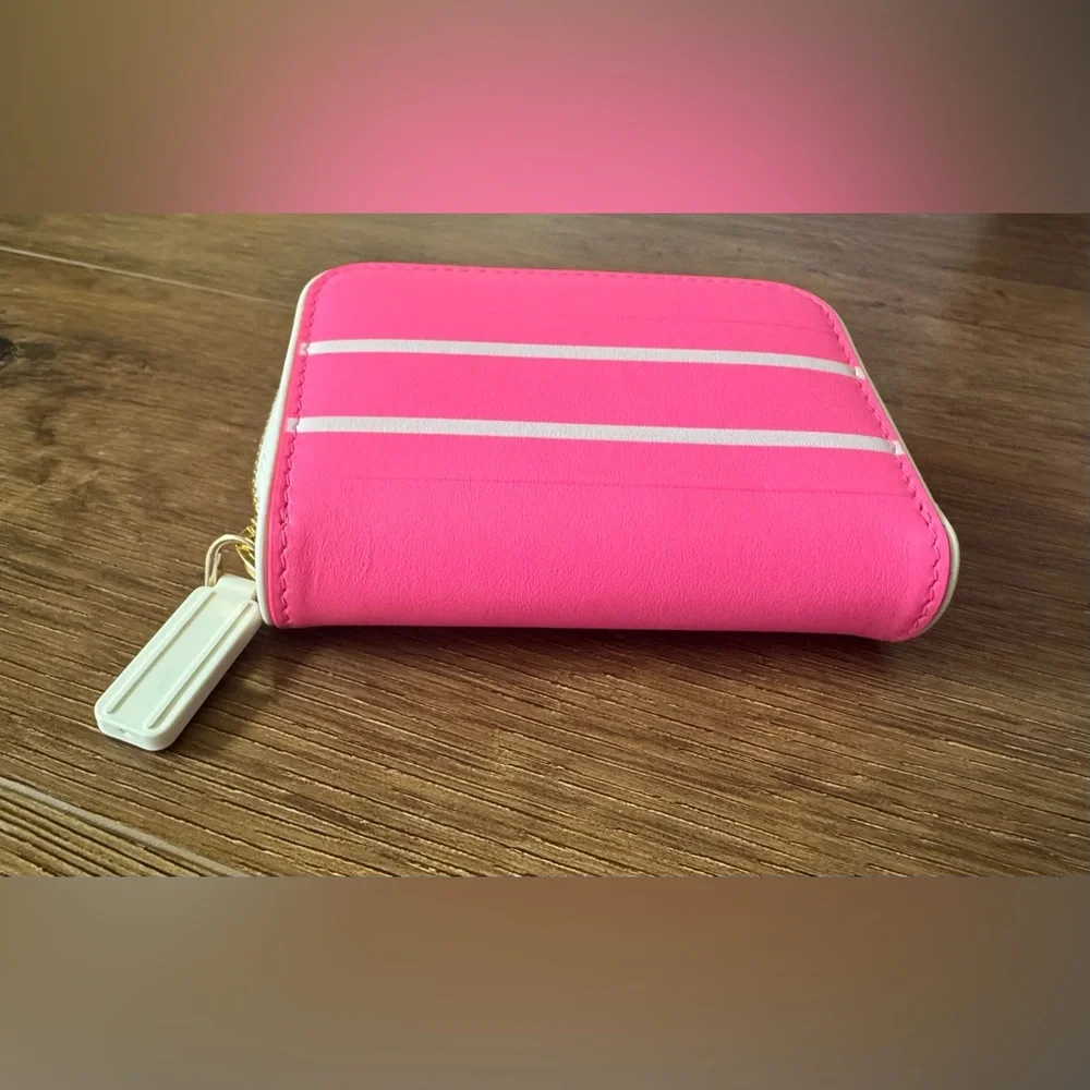 DIOR-AUTHENTIC (NWT) Small Pink & White Leather Vibe Voyageur Wallet